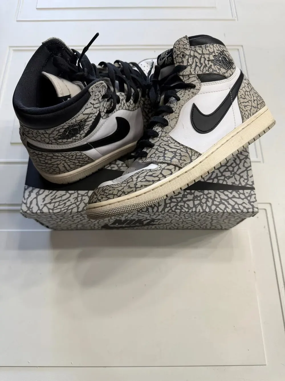 Nike Air Jordan 1 Mens Sz 10 Retro High OG White Cement Gray Sneakers With Box